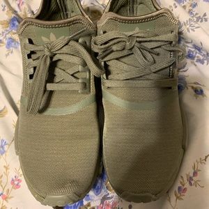 Adidas nmd R1 Olive Green